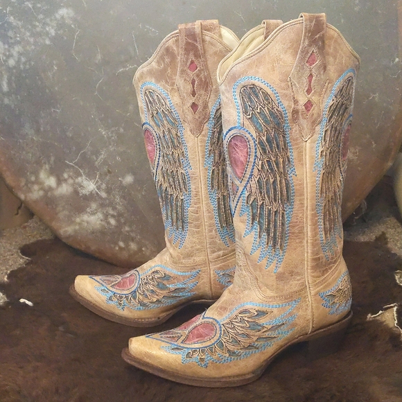 CORRAL A1976 distressed tan winged hearts & peace cowgirl western boots sz 6.5 - Picture 2 of 16